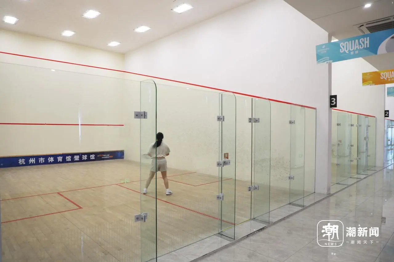 但是对壁球 但是对壁球