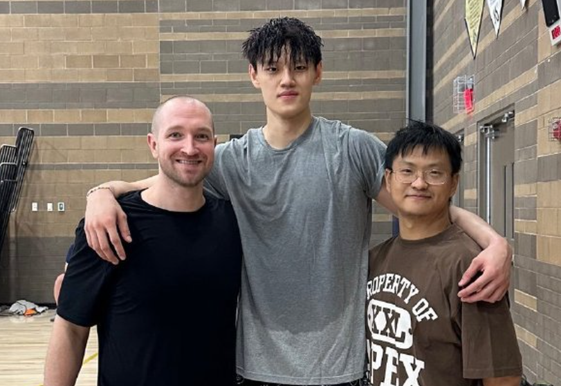 目前篮网的 目前篮网的