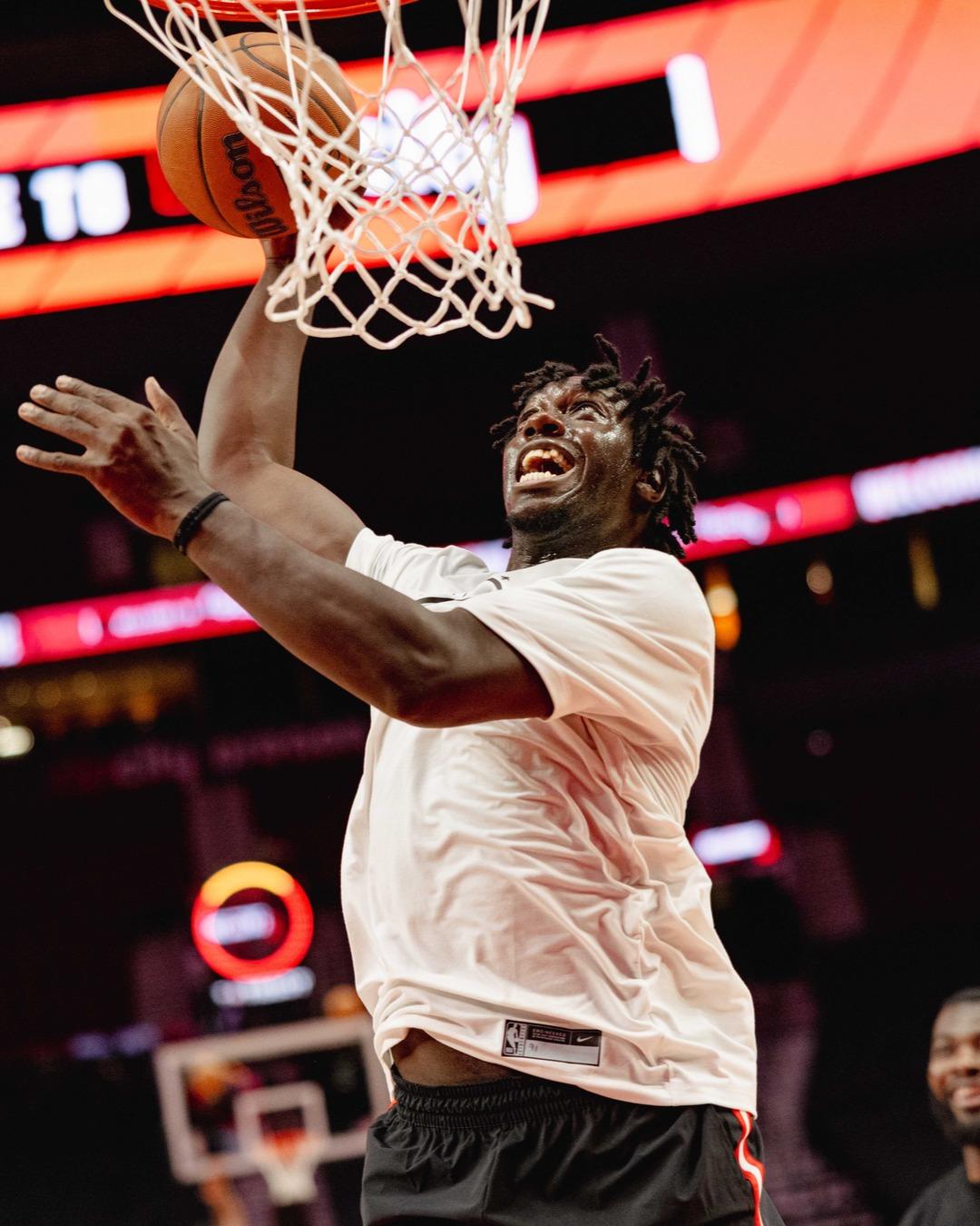 AA, 西索科的照 AA, 西索科的照